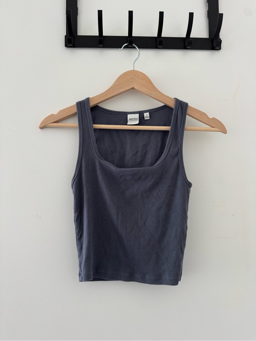 Aritzia homestretch tank top